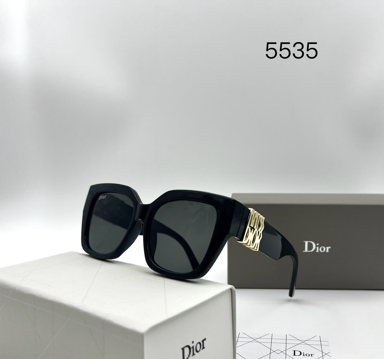 Dior Oversized Square Cutout Logo Sunglasses (Replica)